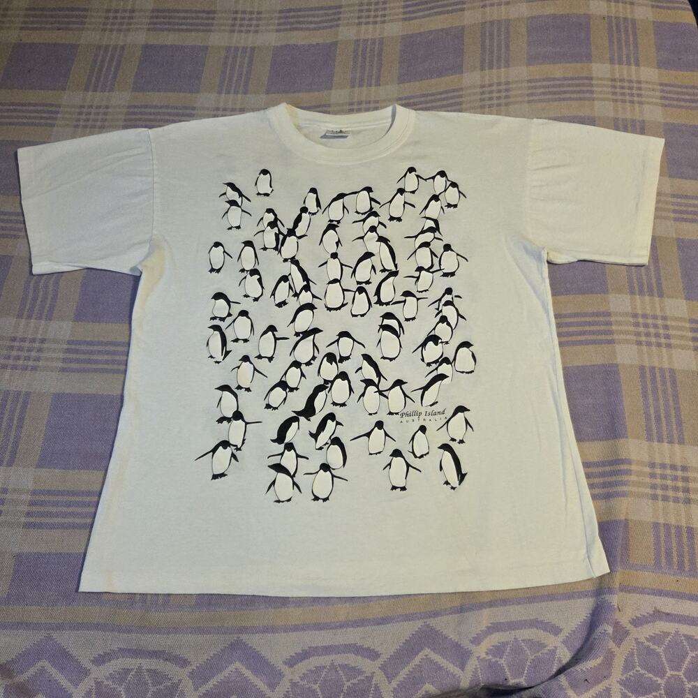 Vintage 90s Penguins Animal Nature T Shirt Australia Phillip Island AOP National